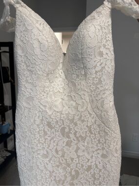 Pronovias White Bridal Label with Gold Embroidery